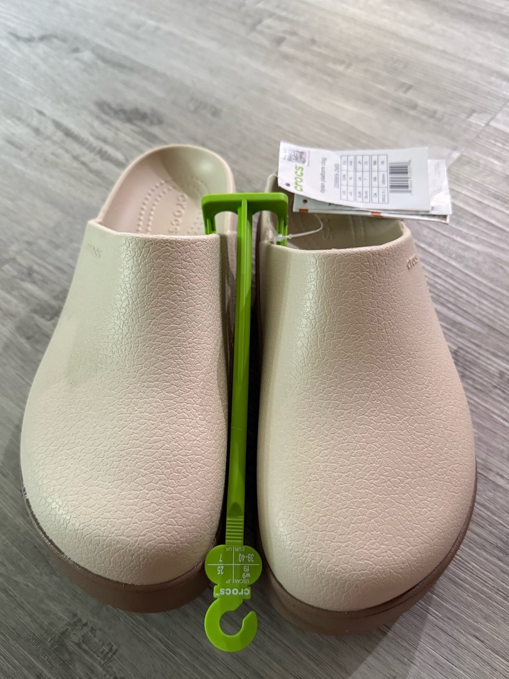 CROCS Women's Dylan Platform Clogs - Frappé/Latte